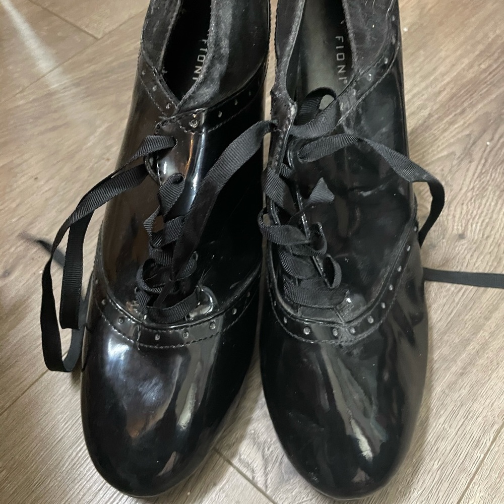 Black lace up booties - Picture 3 of 4